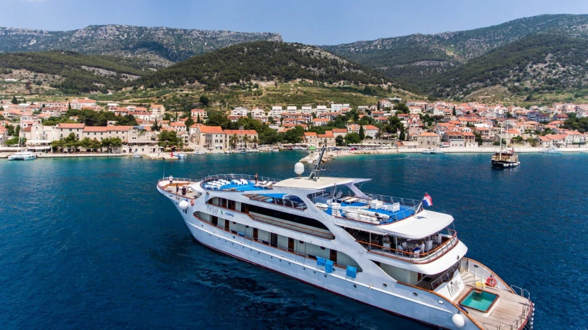 4 Day Sail Blue Cruise Croatia Split To Dubrovnik